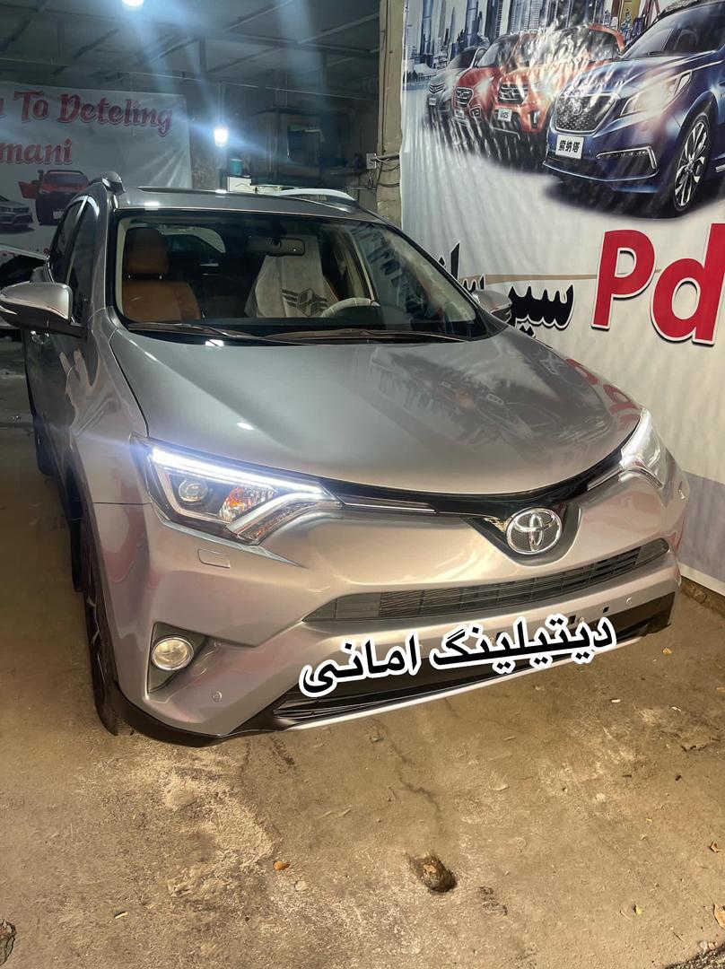 تمیز کردن داخل کابین خودرو